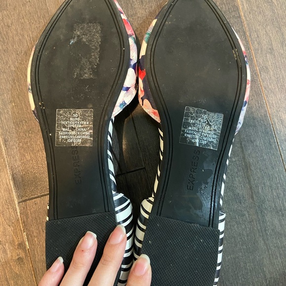 Express Floral Flats Size 10 - Picture 7 of 8